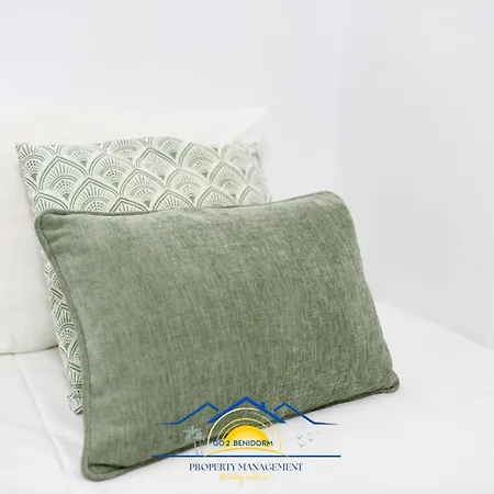 And Sea 2 アパート *